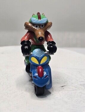 Kinder Surprise Small Dragocoyote Motocoyotes Figure Toy [ Read Details ]